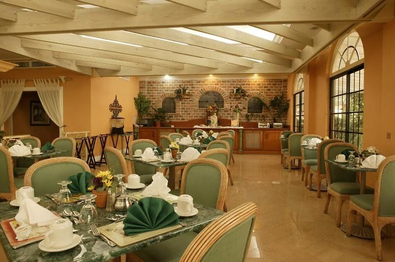 เดอะ นัตส์ฟอร์ด คอร์ต โฮเต็ล Hotel คิงส์ตัน ร้านอาหาร รูปภาพ